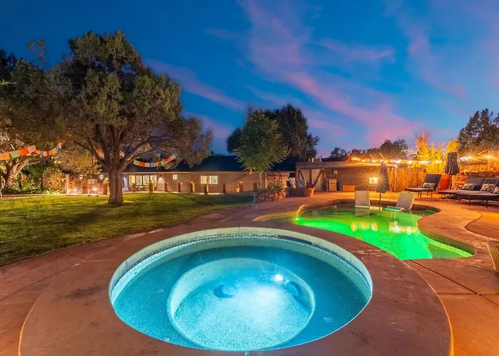4br Retreat With Grotto Style Pool And Hot Tub Holiday home Sedona