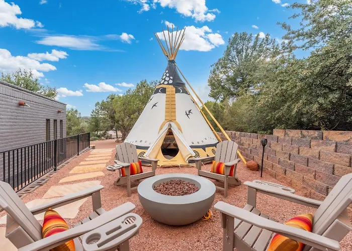 4br Retreat With Grotto Style Pool And Hot Tub Sedona